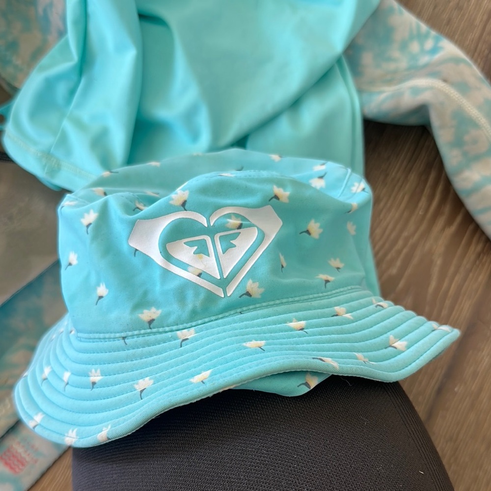 Roxy Blue and White Starry Bucket Hat